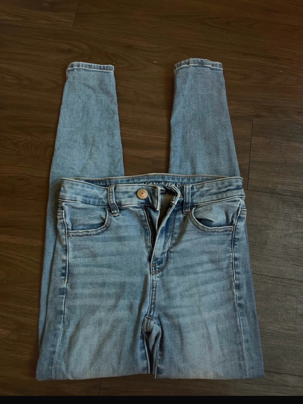 American Eagle Outfitters Light Wash Skinny Jeans